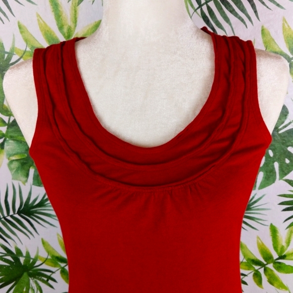 Dark Orange Ruffled Neck Tank Top - Picture 2 of 9